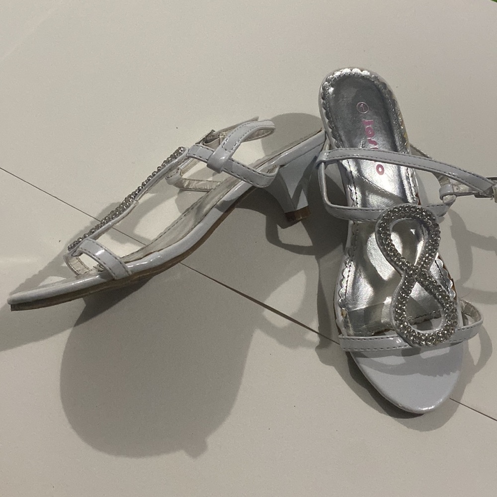 Sandals - Picture 4 of 5